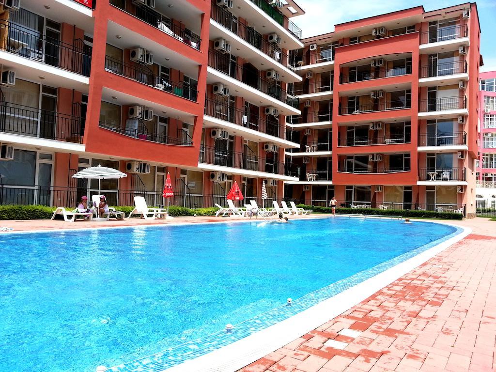 Sunset Beach - Menada Apartments Солнечный берег Экстерьер фото